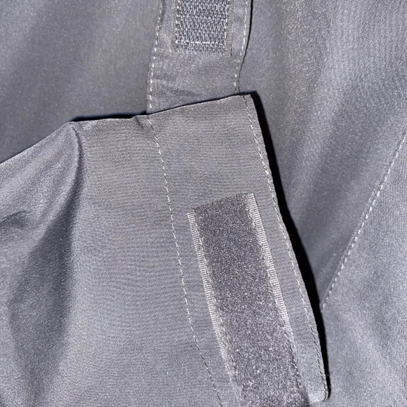 3/$20 Mens Magellan Insulated Jacket Extra Large XL Black & Gray Hood Lightwei… - Picture 9 of 9